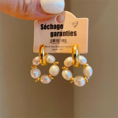 18KG water pearl circle women earrings