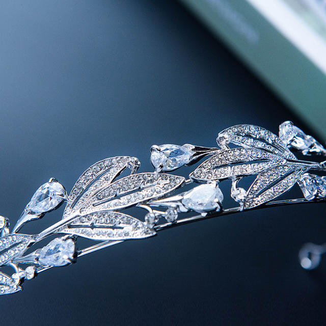Occident fashion cubic zircon leaf crown of wedding