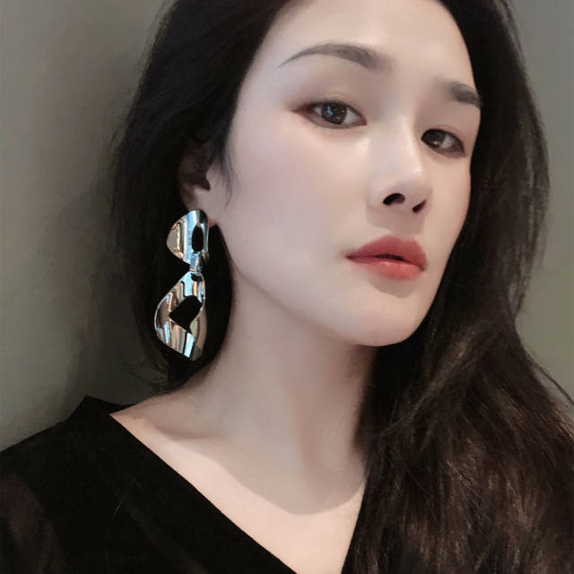 18KG geometric circle earrings