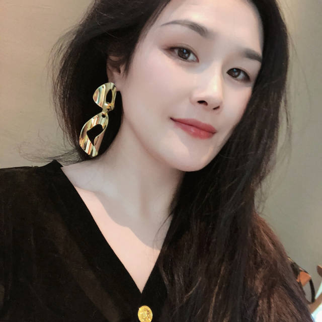 18KG geometric circle earrings