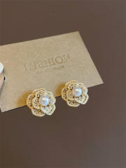 925 needle elegant pearl camellia flower studs earrings