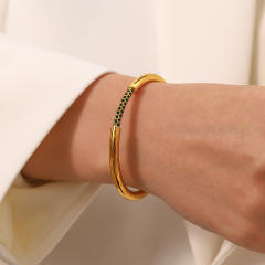 18KG easy match stainless steel cuff bangle