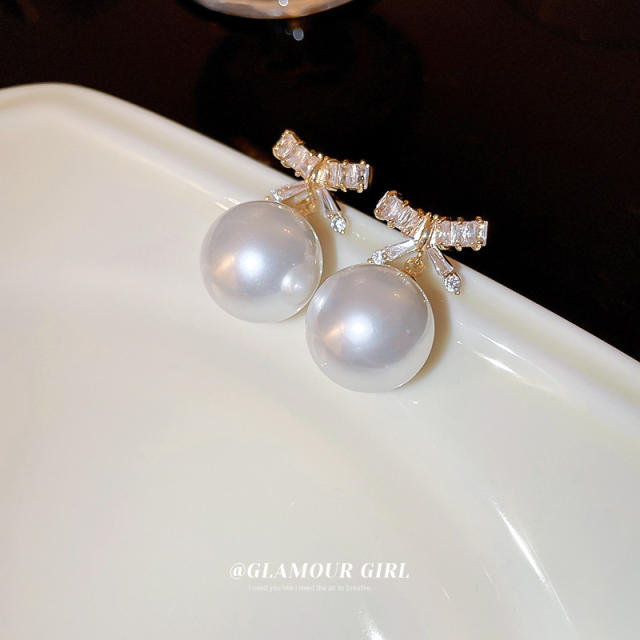 Real gold plated diamond bow pearl earrings