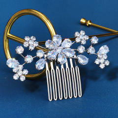 Elegant cubic zircon flower bridal hair combs