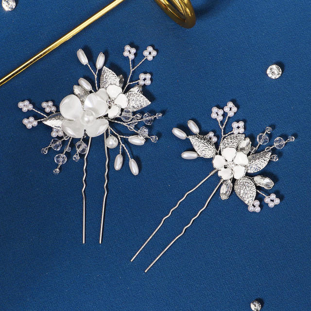 Handmade pearl beads clover bridal hair pins