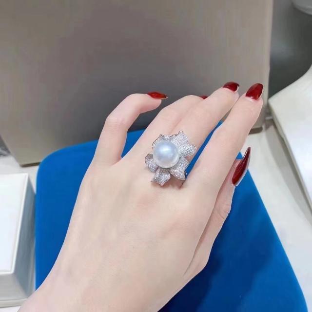 Faux water pearl diamond flower rings
