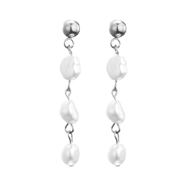 Korean fashion water pearl bead stainless steel earrings