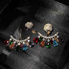 Eelgant color crystal beads diamond tiger head jacket earrings