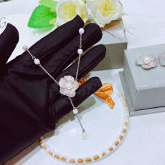 Luxury pave setting diamond camellia series jewelry set