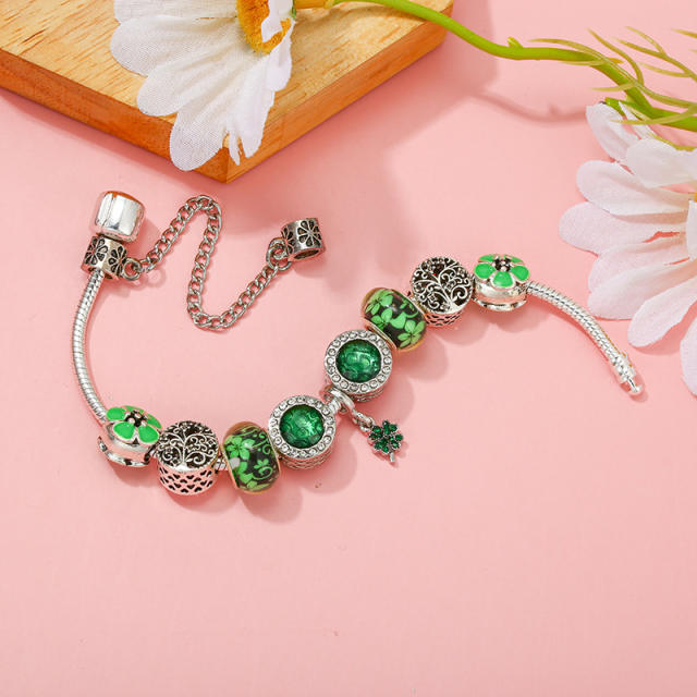 Spring design green color clover beads diy bracelet