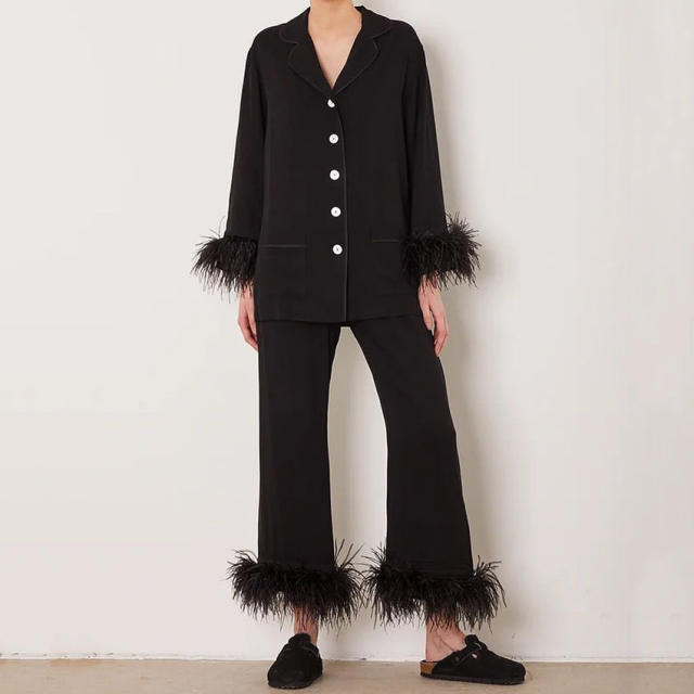 Occident fashion plain color feather design long sleeve pajamas