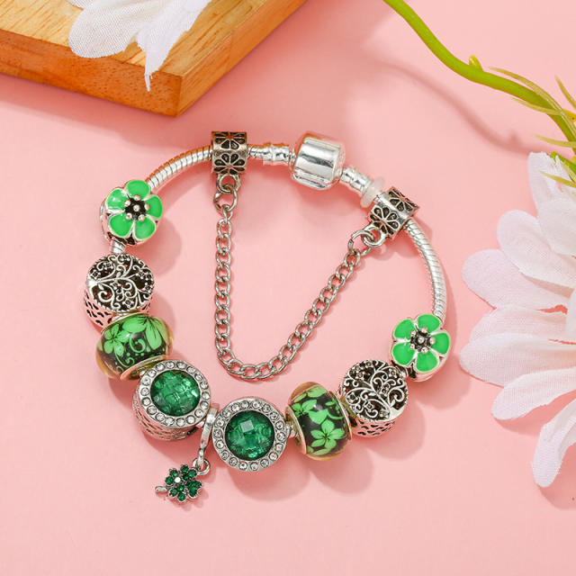 Spring design green color clover beads diy bracelet