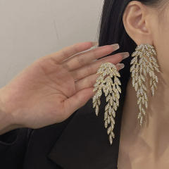 Luxury pave setting rhinestone dangle earrings