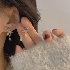 Creative crystal leaf tassel women earrings