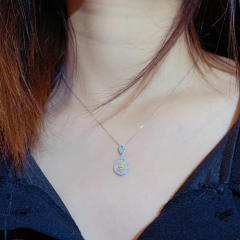 Elegant topaz statement pendant diamond necklace