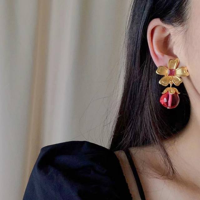 Vintage copper material flower pink earrings