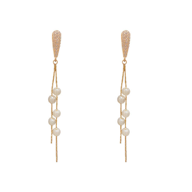 Korean fashion pearl bead tassel earrings