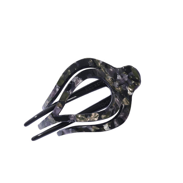 Leopard grain pattern hair claw clips