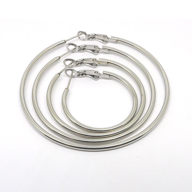 Easy match stainless steel hoop earrings
