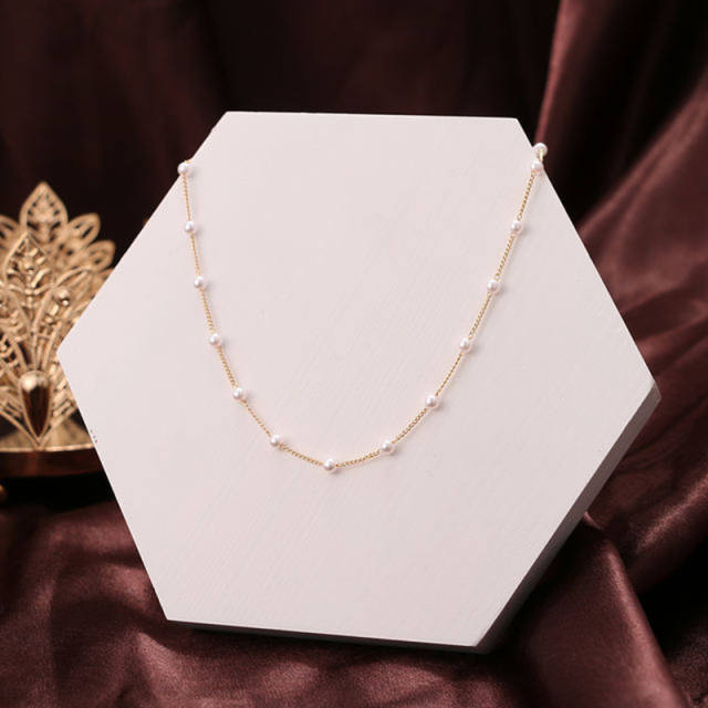 New design dainty faux pearl bead choker