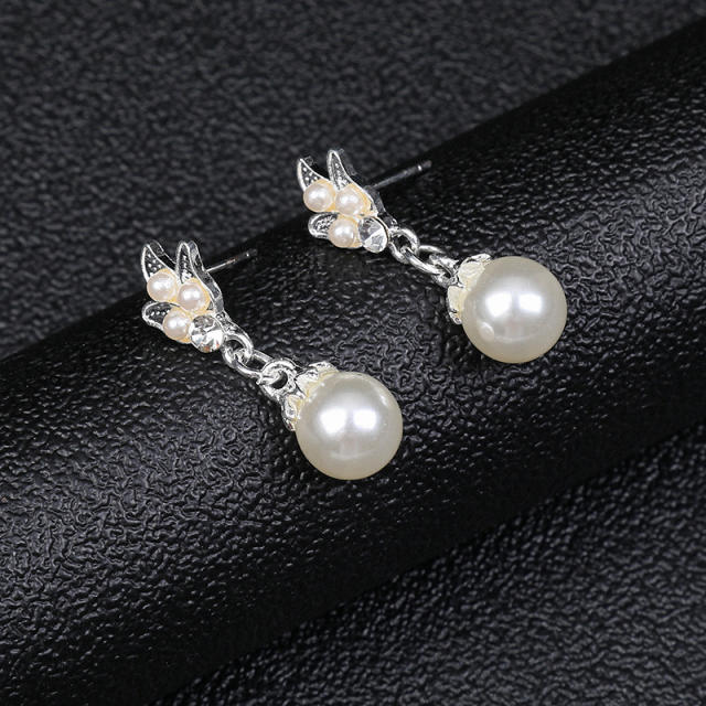 Elegant pearl beads necklace set