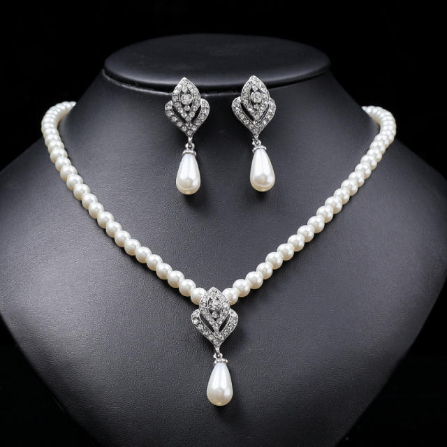 Occident fashion elegant pearl necklace set