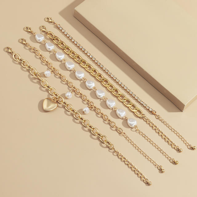 Baroque trend faux pearl layer chain bracelet