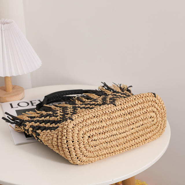 Color matching summer design straw handbag