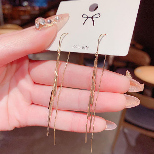 Korean fashion elegant chain tassel threader earrings
