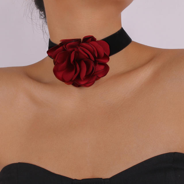 Romantic elegant fabirc flower black choker set