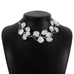 Creative gold color metal feeling leaf necklace for women