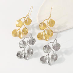 Vintage metal leaf shape earrings
