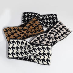 Classic houndstooth pattern turban headband
