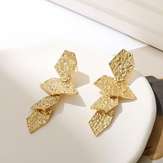 Geometric shape flower metal dangle earrings