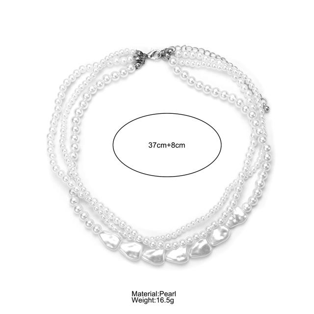 Vintage imitation pearl choker
