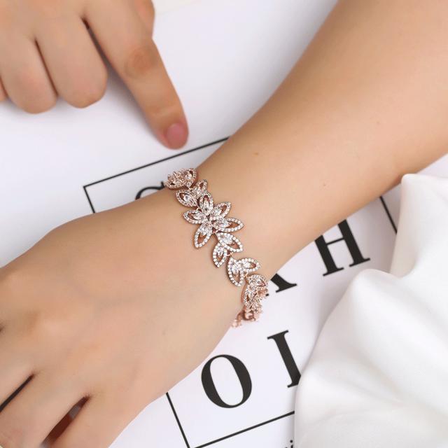Full cubic zircon flower gold plated copper bracelet