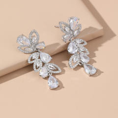 Luxury cubic zircon flower diamond earrings