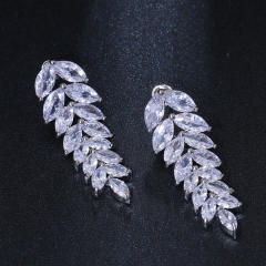 Elegant cubic zircon leaf design diamond earrings