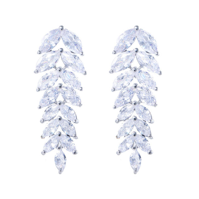 Elegant cubic zircon leaf design diamond earrings