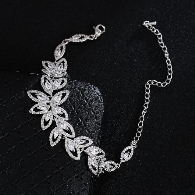 Full cubic zircon flower gold plated copper bracelet