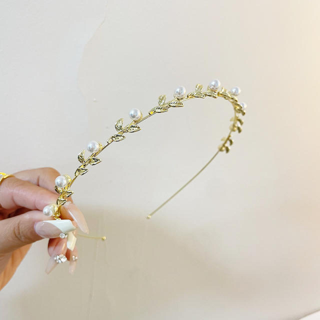 Elegant tiny pearl metal thin headband