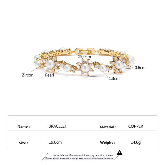 Delicate cubic zircon pearl flower copper bracelet