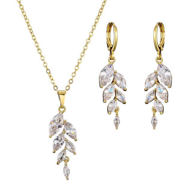 Classic cubic zircon leaf design diamond necklace set
