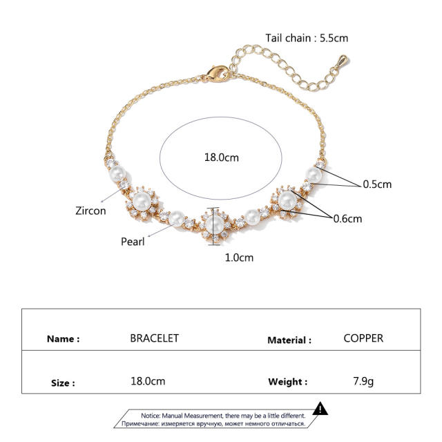 Creative cubic zircon pearl flower design diamond bracelet