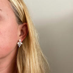 Romantic pearl cubic zircon flower studs earrings