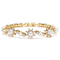 Delicate cubic zircon pearl flower copper bracelet