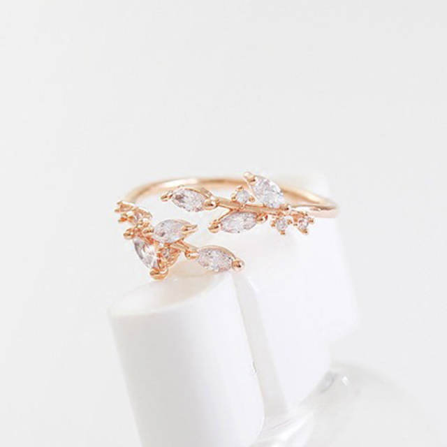 Elegant cubic zircon leaf design copper rings