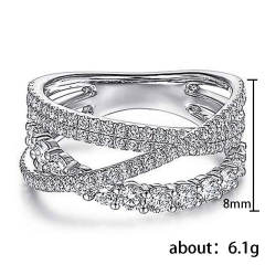 Unique line cubic zircon setting diamond rings
