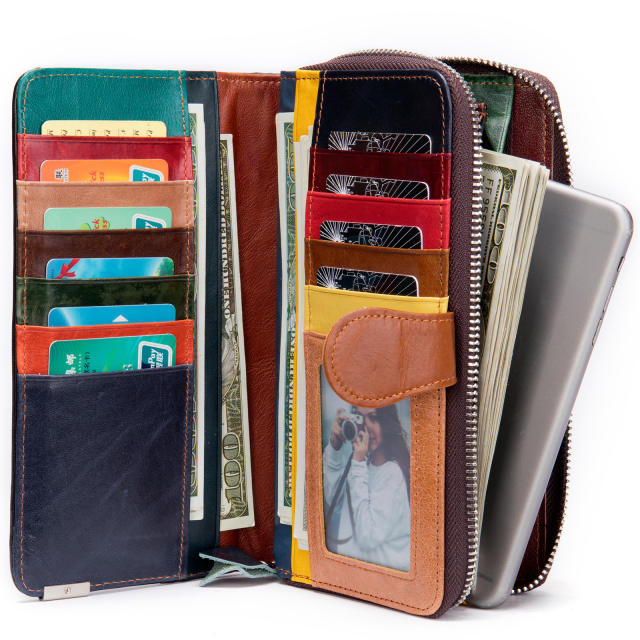Natural pattern leather wallet