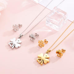Sweet clover stainless steel necklace set